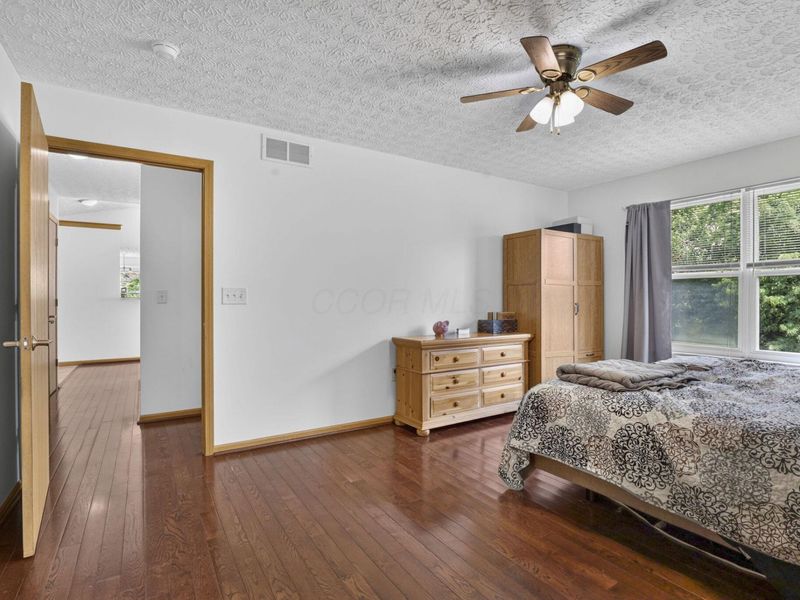 8353 Almond Park Drive, Blacklick, OH 43004 Photo 33