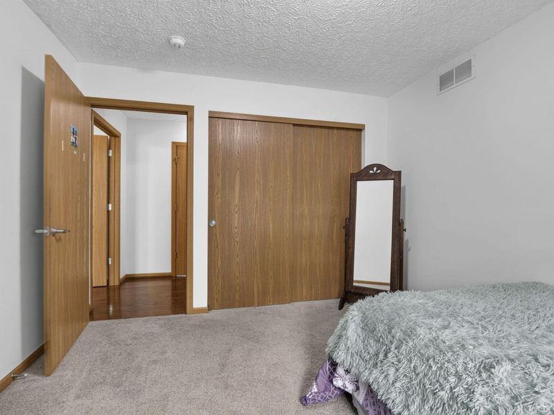 8353 Almond Park Drive, Blacklick, OH 43004 Photo 35
