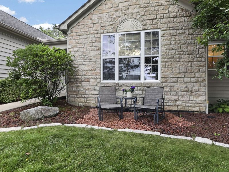 8353 Almond Park Drive, Blacklick, OH 43004 Photo 5
