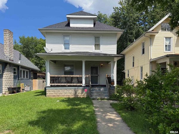 1210 N BOURLAND Avenue, Peoria, IL 61606