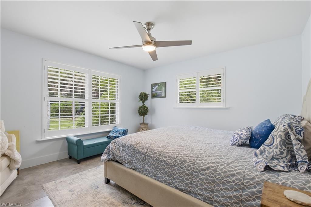 150 Logan Blvd N, Naples, FL 34119 Photo