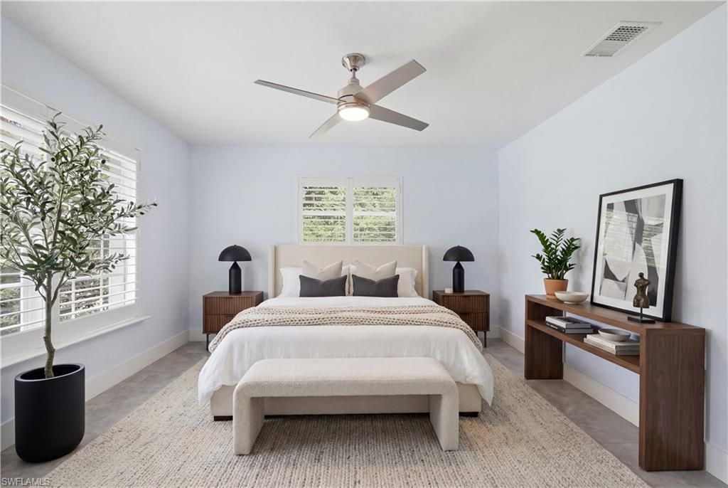 150 Logan Blvd N, Naples, FL 34119 Photo