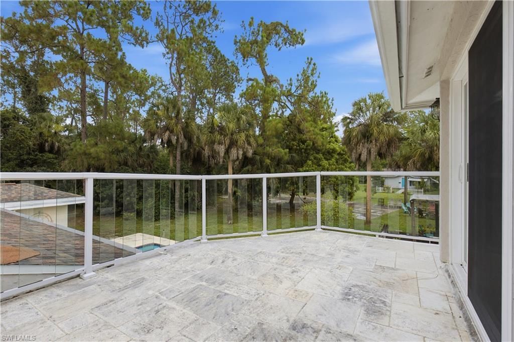 150 Logan Blvd N, Naples, FL 34119 Photo