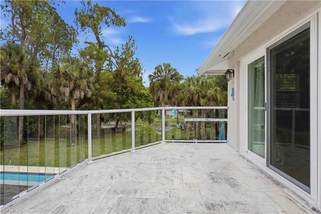 150 Logan Blvd N, Naples, FL 34119 Photo