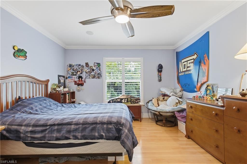 150 Logan Blvd N, Naples, FL 34119 Photo