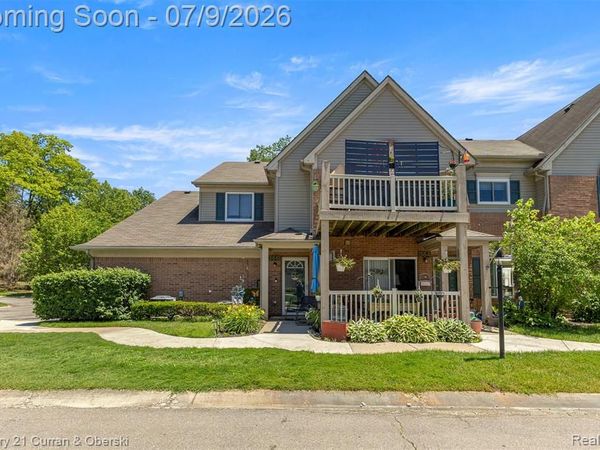 366 Marigold Circle, Westland, MI 48185