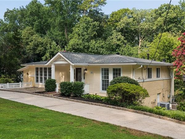 1055 Lee Circle NE, Atlanta, GA 30324