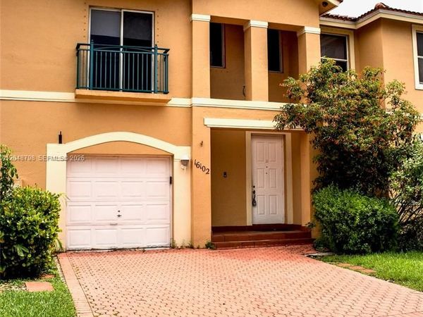 16102 NW 22nd St , Pembroke Pines, FL 33028