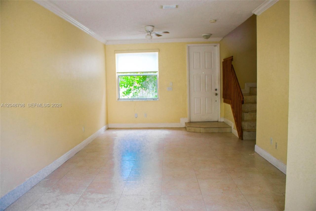 16102 NW 22nd St, Pembroke Pines, FL 33028 Photo