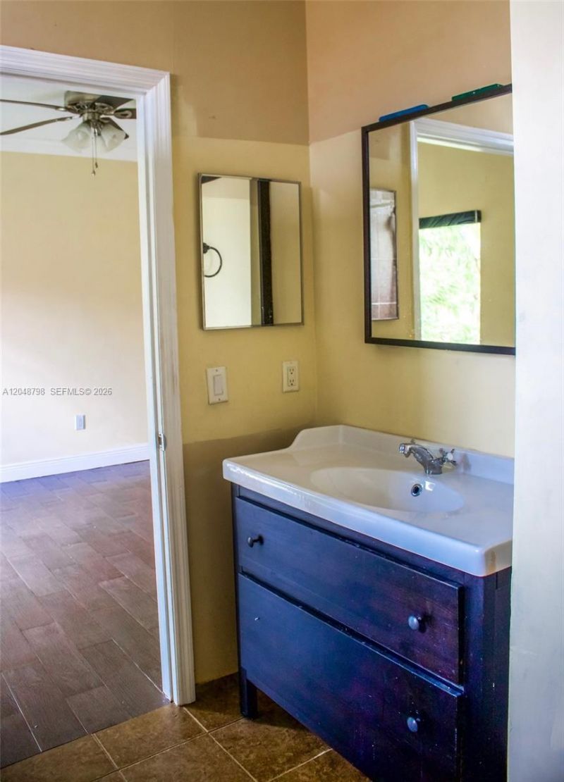 16102 NW 22nd St, Pembroke Pines, FL 33028 Photo