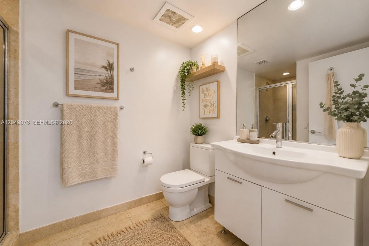 485 Brickell Ave , Unit 2908, Miami, FL 33131 Photo