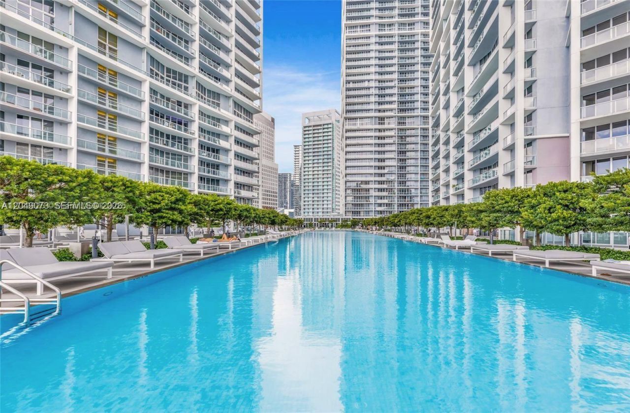 485 Brickell Ave , Unit 2908, Miami, FL 33131 Photo