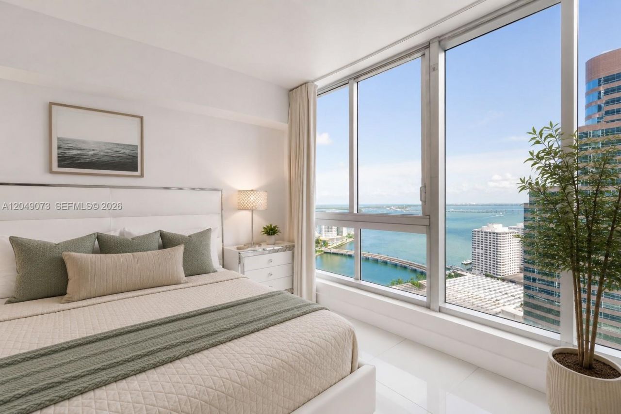 485 Brickell Ave , Unit 2908, Miami, FL 33131 Photo