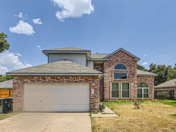 8904 Marthas DR, Austin, TX 78717