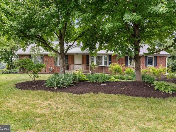 1230 ORCHARD ROAD, LITITZ, PA 17543
