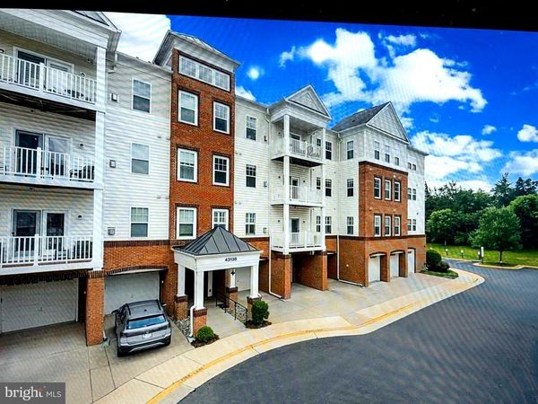 43138 STILLWATER TERRACE, Unit 202, BROADLANDS, VA 20148