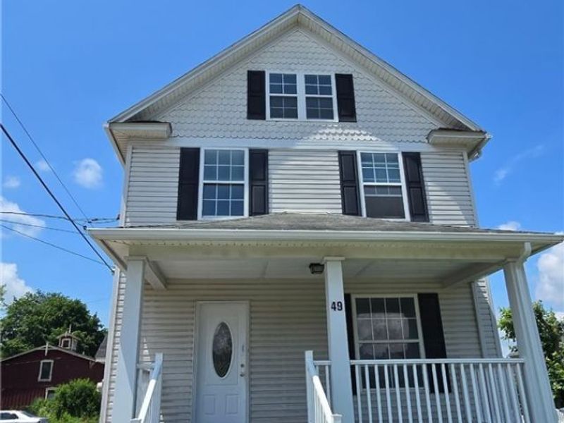 491 N James Street, East Palestine, OH 44413 Photo 2