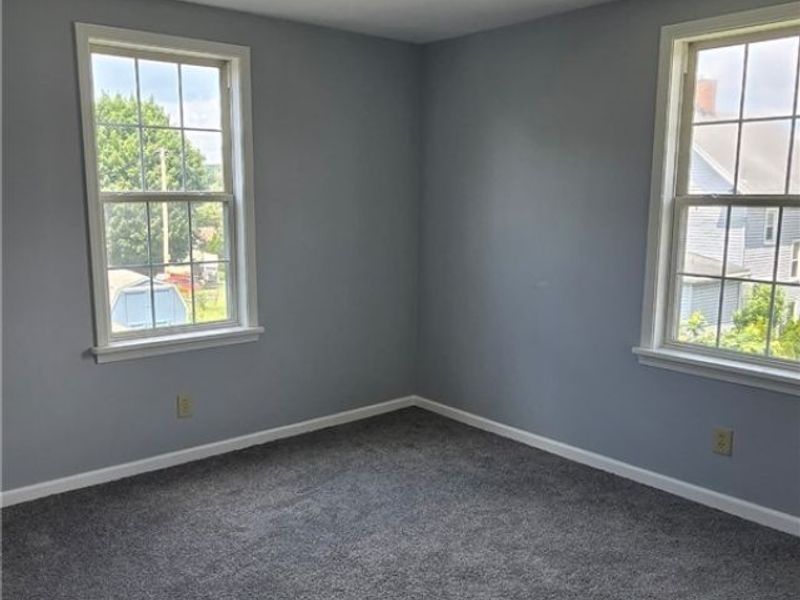 491 N James Street, East Palestine, OH 44413 Photo 9