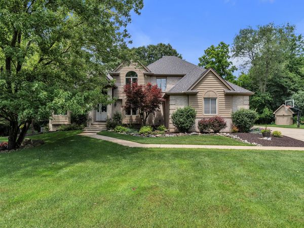 24491 Forest Drive, South Lyon, MI 48178