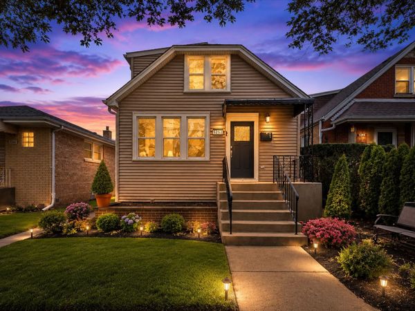 5252 N Mulligan Avenue, Chicago, IL 60630