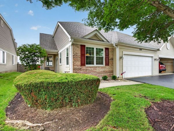 2126 Tremont Lane , Joliet, IL 60431
