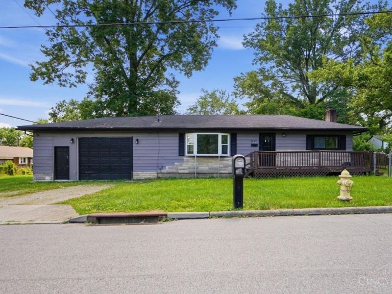 2527 Washington Avenue, Colerain Township, OH 45231 Photo 2
