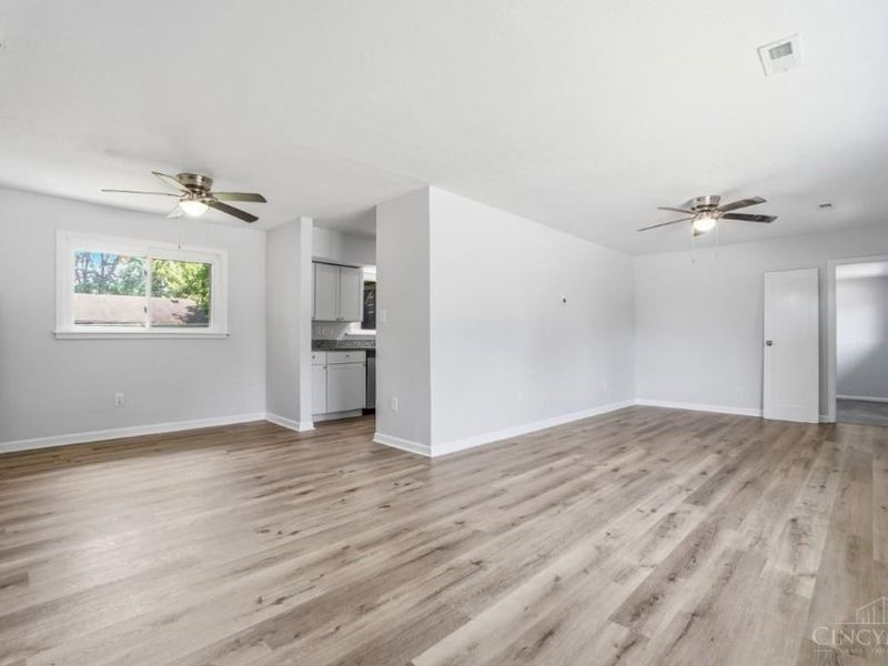 2527 Washington Avenue, Colerain Township, OH 45231 Photo 8
