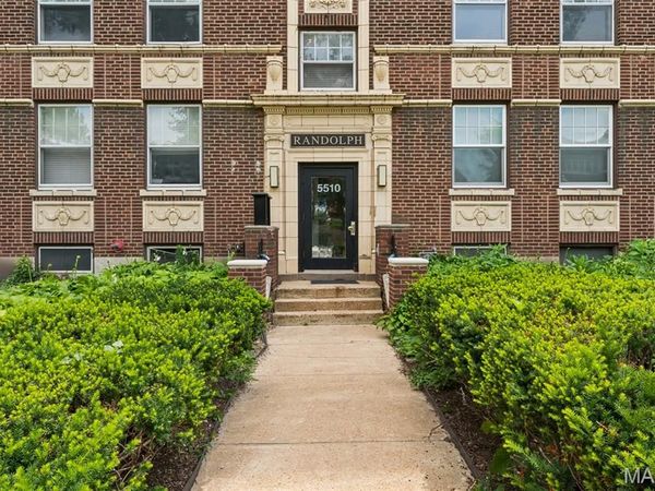 5510 Waterman Boulevard , Unit 201, St Louis, MO 63112