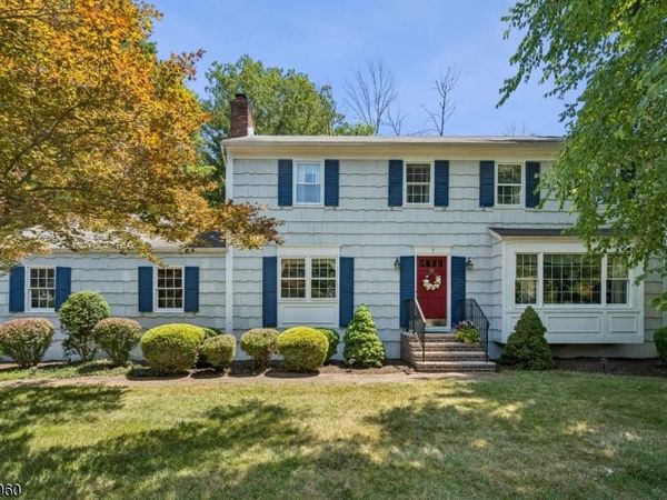 7 Timber Dr, North Caldwell, NJ 07006