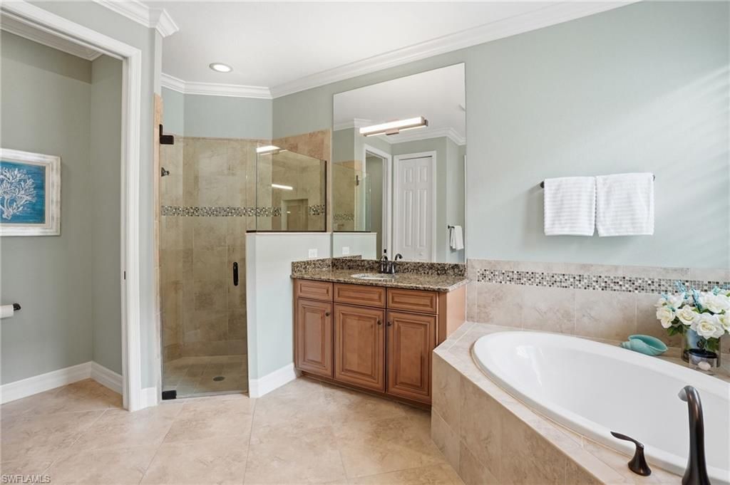 3054 Aviamar Cir, Naples, FL 34114 Photo