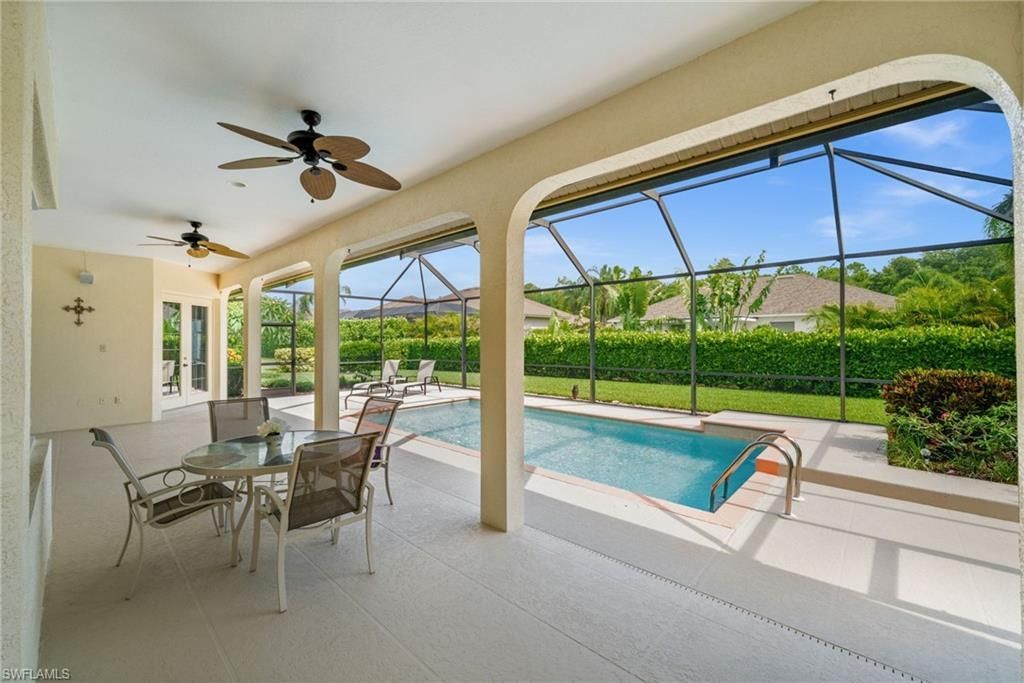 2027 Castle Garden Ln , Naples, FL 34110 Photo