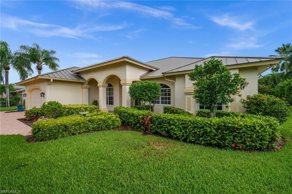 2027 Castle Garden Ln , Naples, FL 34110 Photo