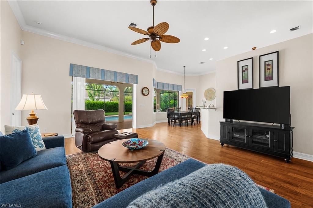 2027 Castle Garden Ln , Naples, FL 34110 Photo