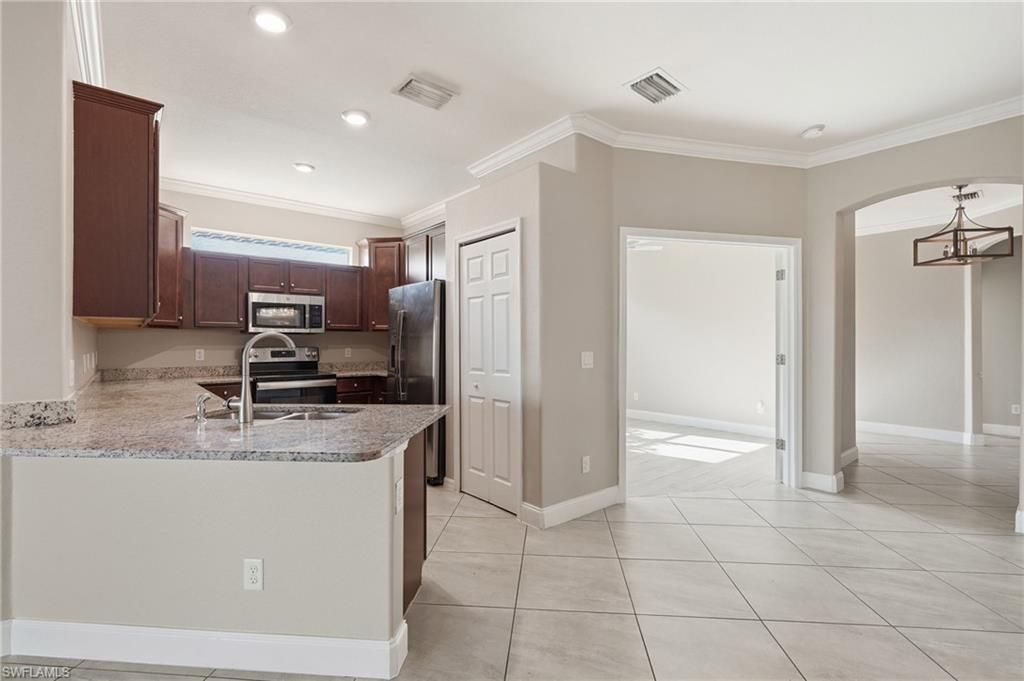 1839 Alameda Dr, Naples, FL 34120 Photo