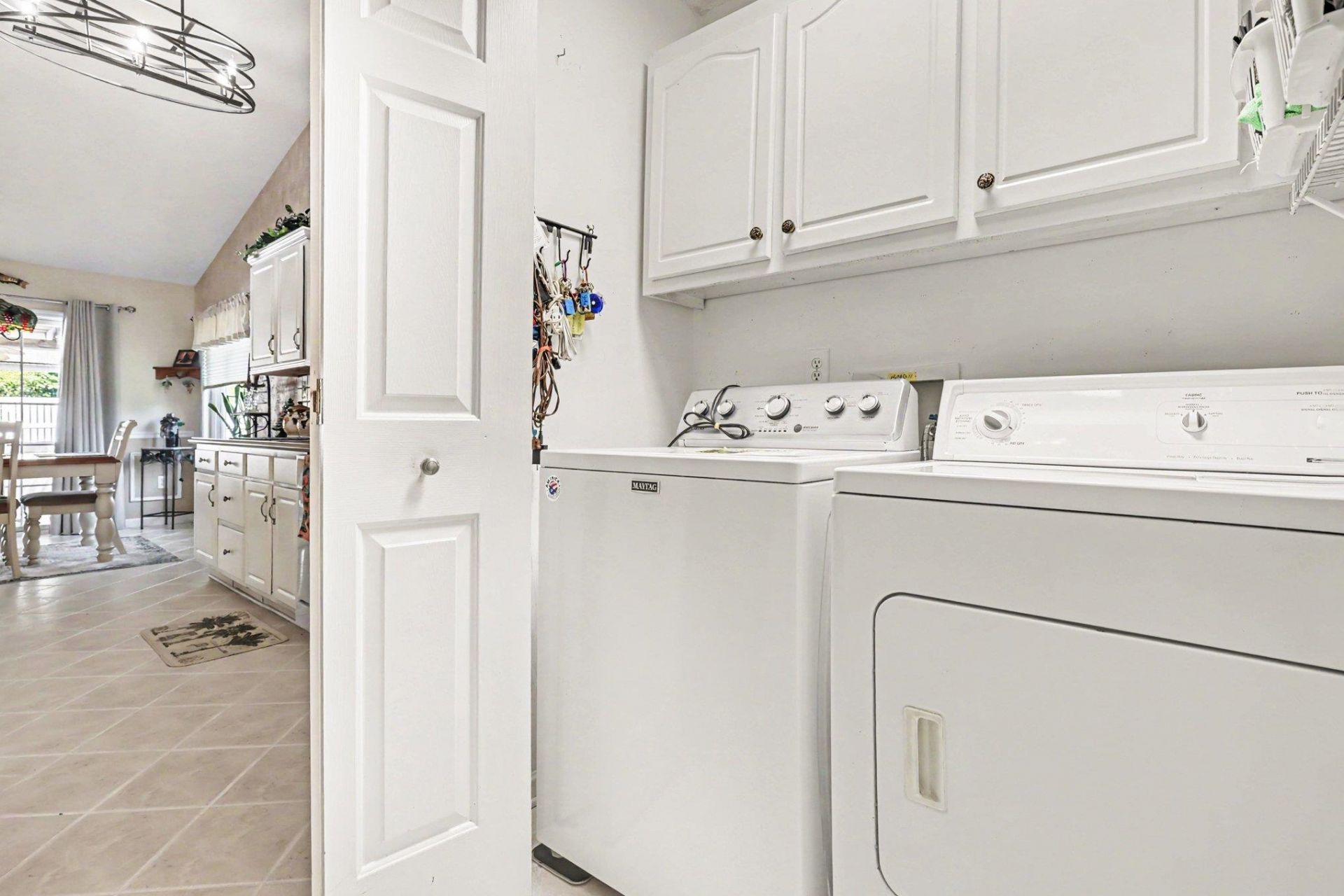 100 Staton Ln.  Photo 11