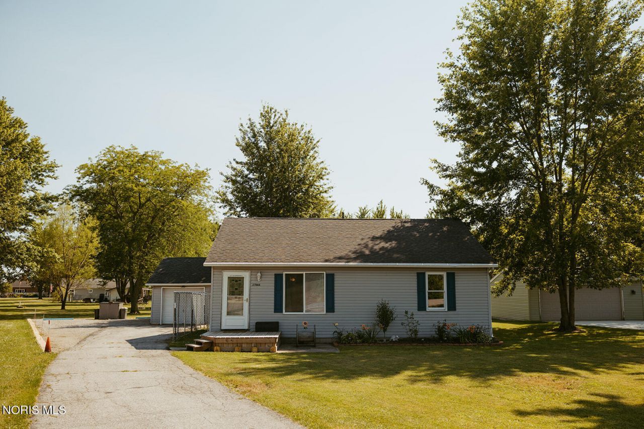 27888 Ayersville Pleasant Bend Road, Defiance, OH 43512 Main Photo