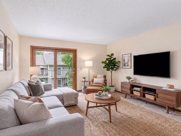 1799 1/2 County Road E E, Unit 30, White Bear Lake, MN 55110