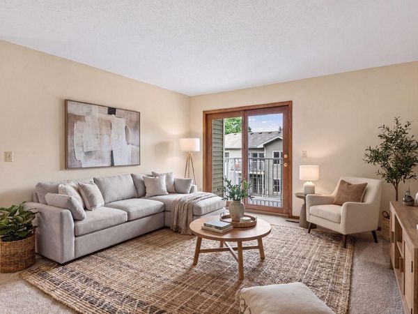 1799 1/2 County Road E E, Unit 30, White Bear Lake, MN 55110
