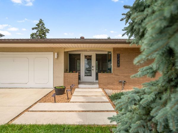 3217 36th Avenue NE, Saint Anthony, MN 55418