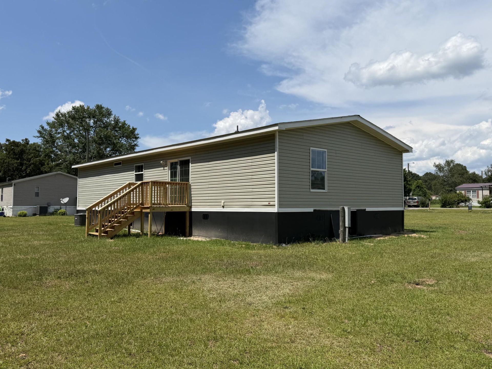 146 Whistletop Lane Photo 3