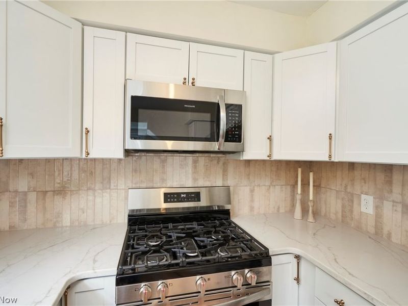 2497 21st Street , Cuyahoga Falls, OH 44223 Photo 11