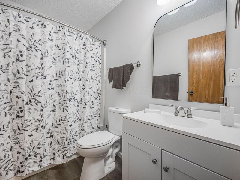 720 Michael View Court, Unit 121, Columbus, OH 43085 Photo 14
