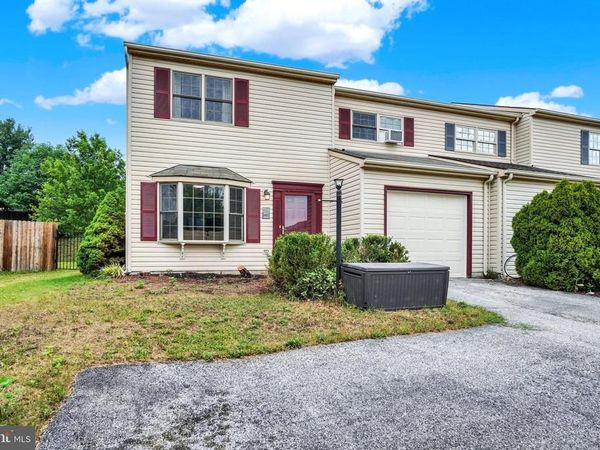 2988 MILKY WAY, DOVER, PA 17315
