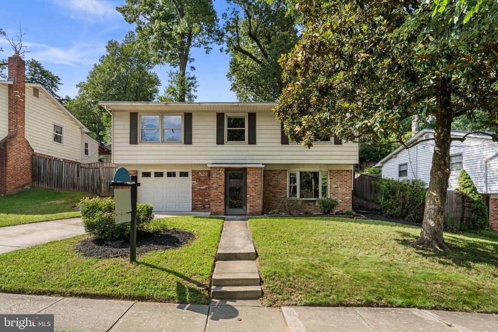 822 LOXFORD TERRACE , SILVER SPRING, MD 20901