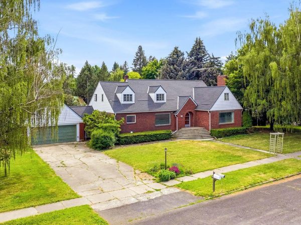 303 W Steptoe Ave, Oakesdale, WA 99158