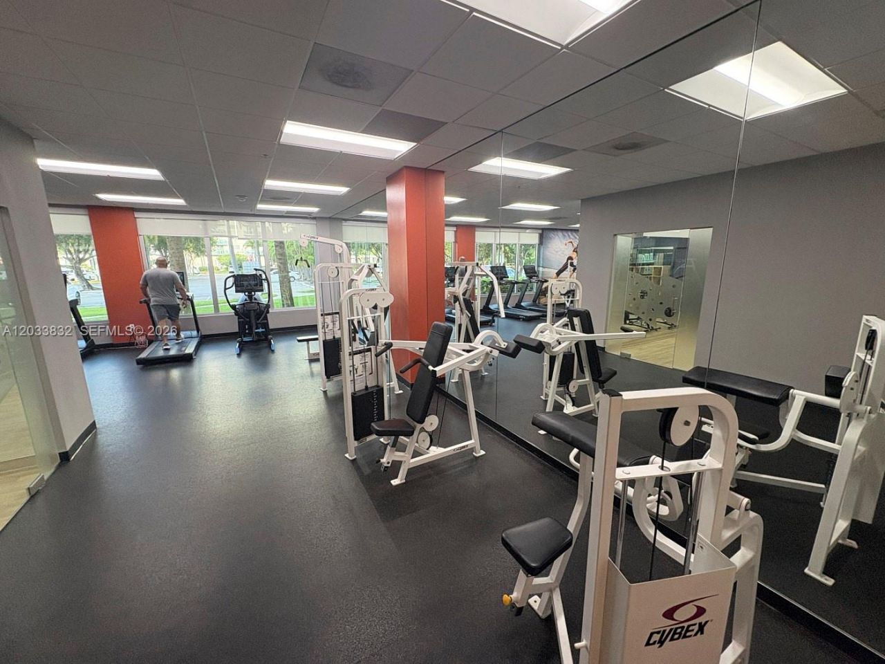 19380 Collins Ave , Unit 827, Sunny Isles Beach, FL 33160 Photo