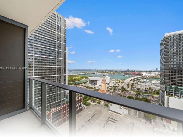 121 NE 5th St , Unit 3200, Miami, FL 33132