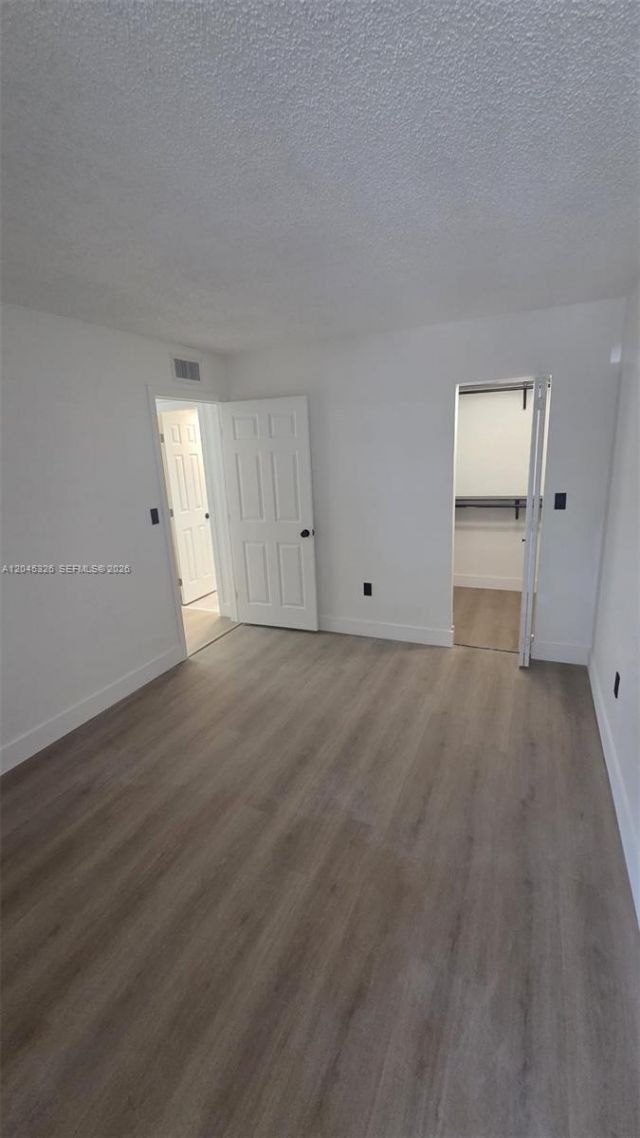 7125 NW 186th St , Unit B201, Hialeah, FL 33015 Photo