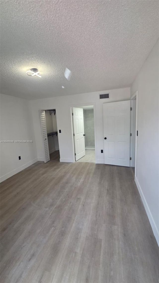 7125 NW 186th St , Unit B201, Hialeah, FL 33015 Photo