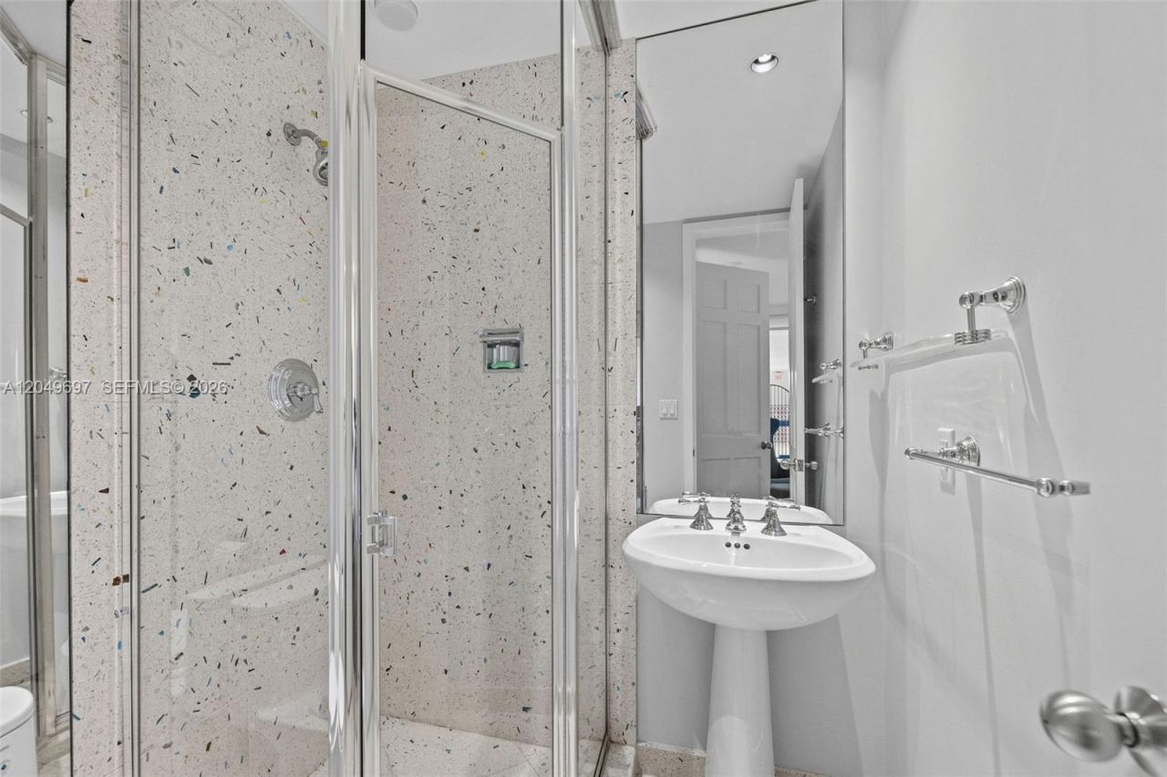 5245 Fisher Island Dr , Unit 5245, Miami Beach, FL 33109 Photo